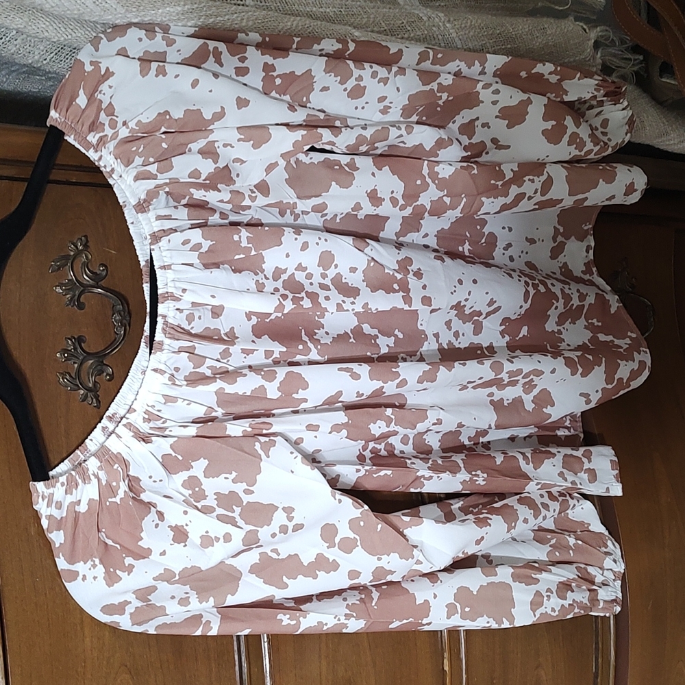 Cow print blouse NWT